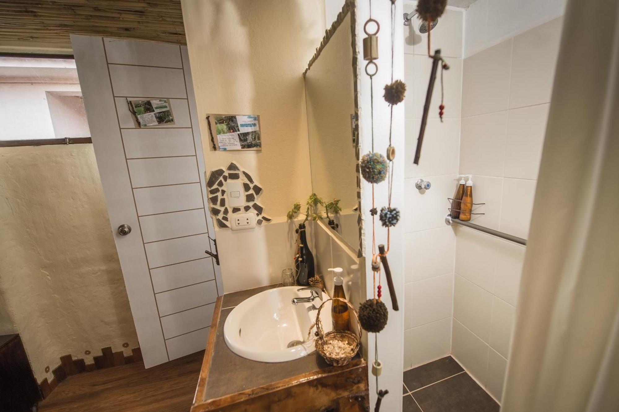 Eco Tampu Andahuaylillas- Hospedaje Ecosostenible Bilik gambar